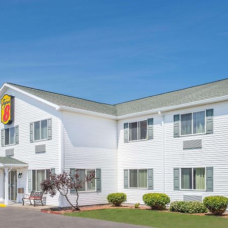 Super 8 By Wyndham Canandaigua Exteriör bild