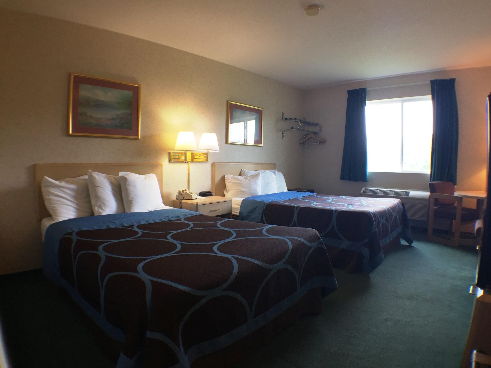 Super 8 By Wyndham Canandaigua Exteriör bild